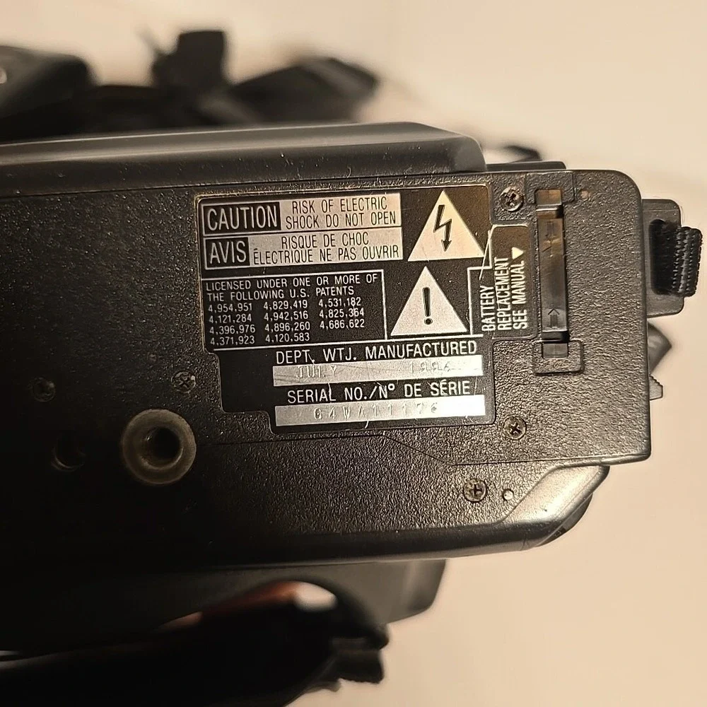 PANASONIC Palmcorder PV-IQ204 VHS-C Color Video Camcorder Tested With Power Cord